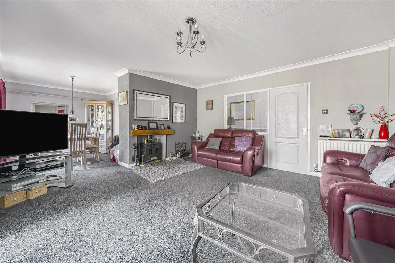 Frymley View, Windsor, Berkshire, SL4 5TA, photo 3