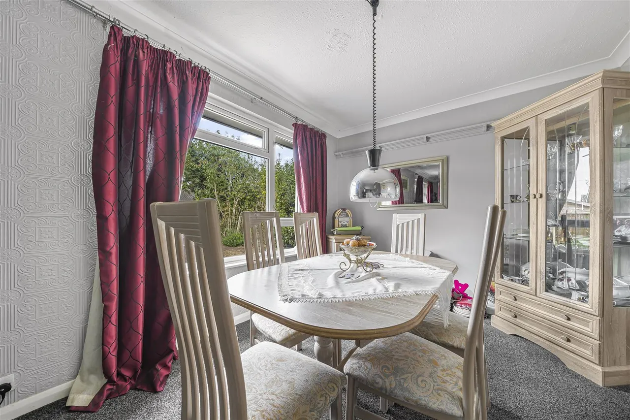 Frymley View, Windsor, Berkshire, SL4 5TA, photo 5