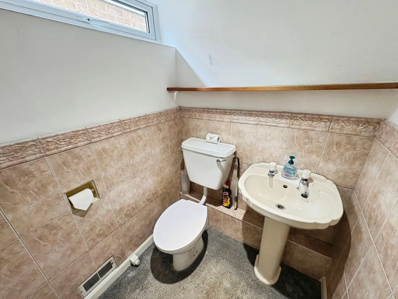 Wyke Lane, Farndon, NG24, photo 23