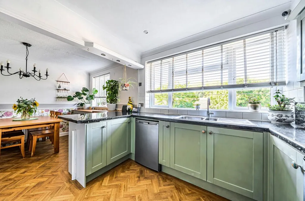 Sunningvale Avenue, Biggin Hill, photo 3
