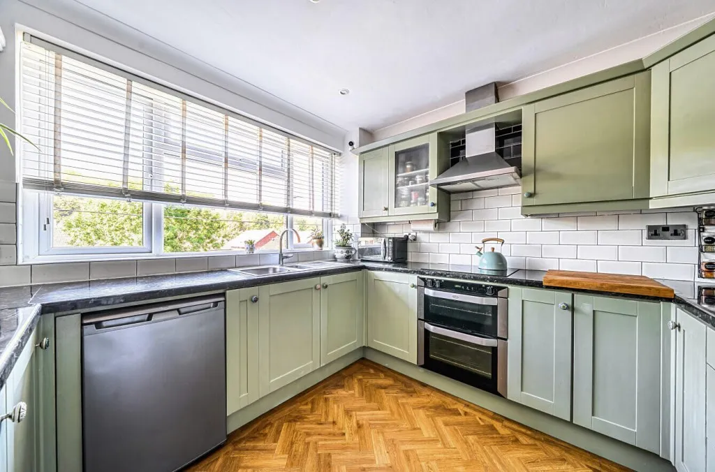 Sunningvale Avenue, Biggin Hill, photo 2