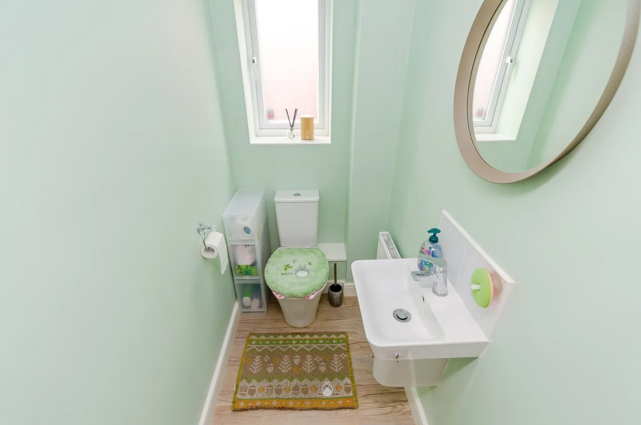 Arthur Jones Close, Tipton, DY4, photo 5