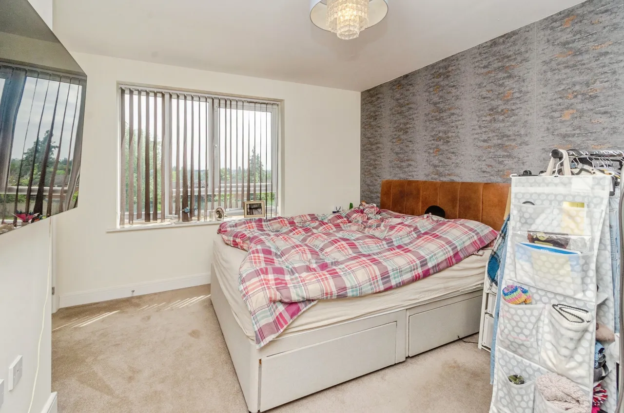 Arthur Jones Close, Tipton, DY4, photo 9