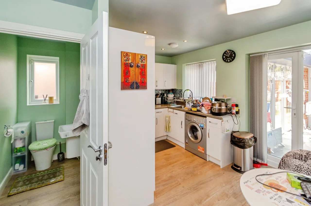 Arthur Jones Close, Tipton, DY4, photo 2