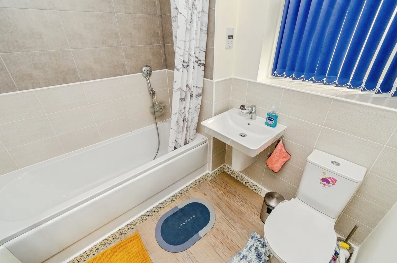 Arthur Jones Close, Tipton, DY4, photo 12