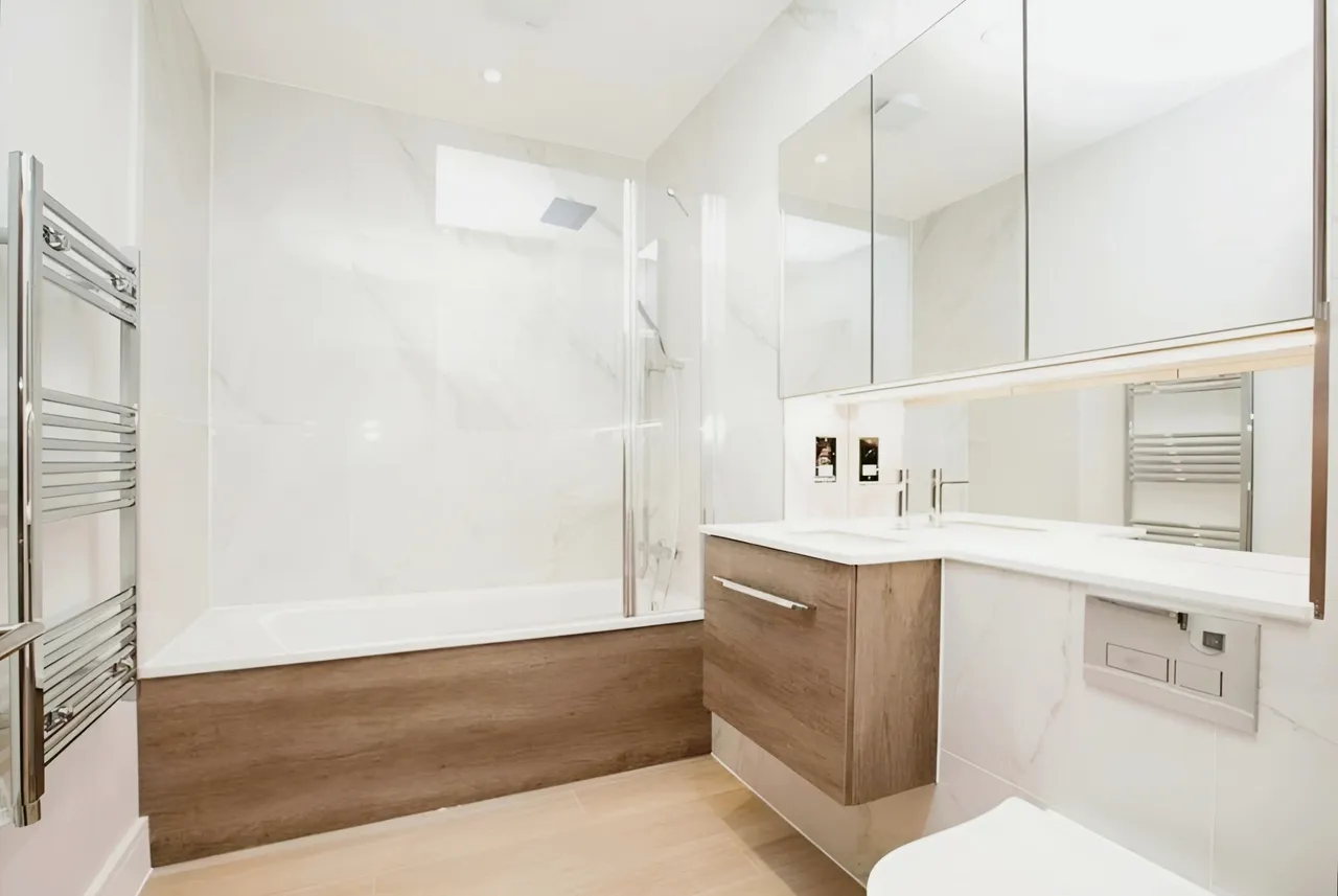 Sanders Lane, Tamarind Court, NW7, photo 6