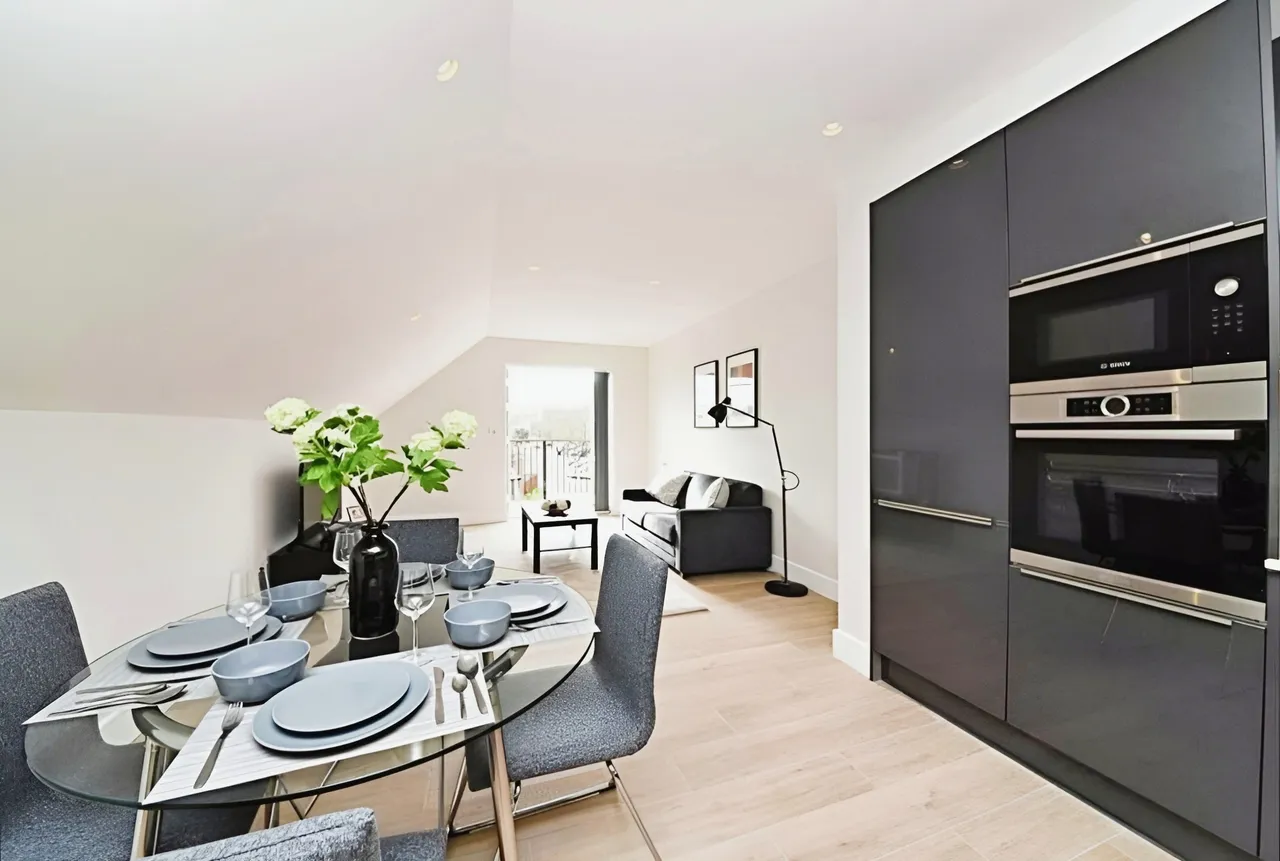 Sanders Lane, Tamarind Court, NW7, photo 2