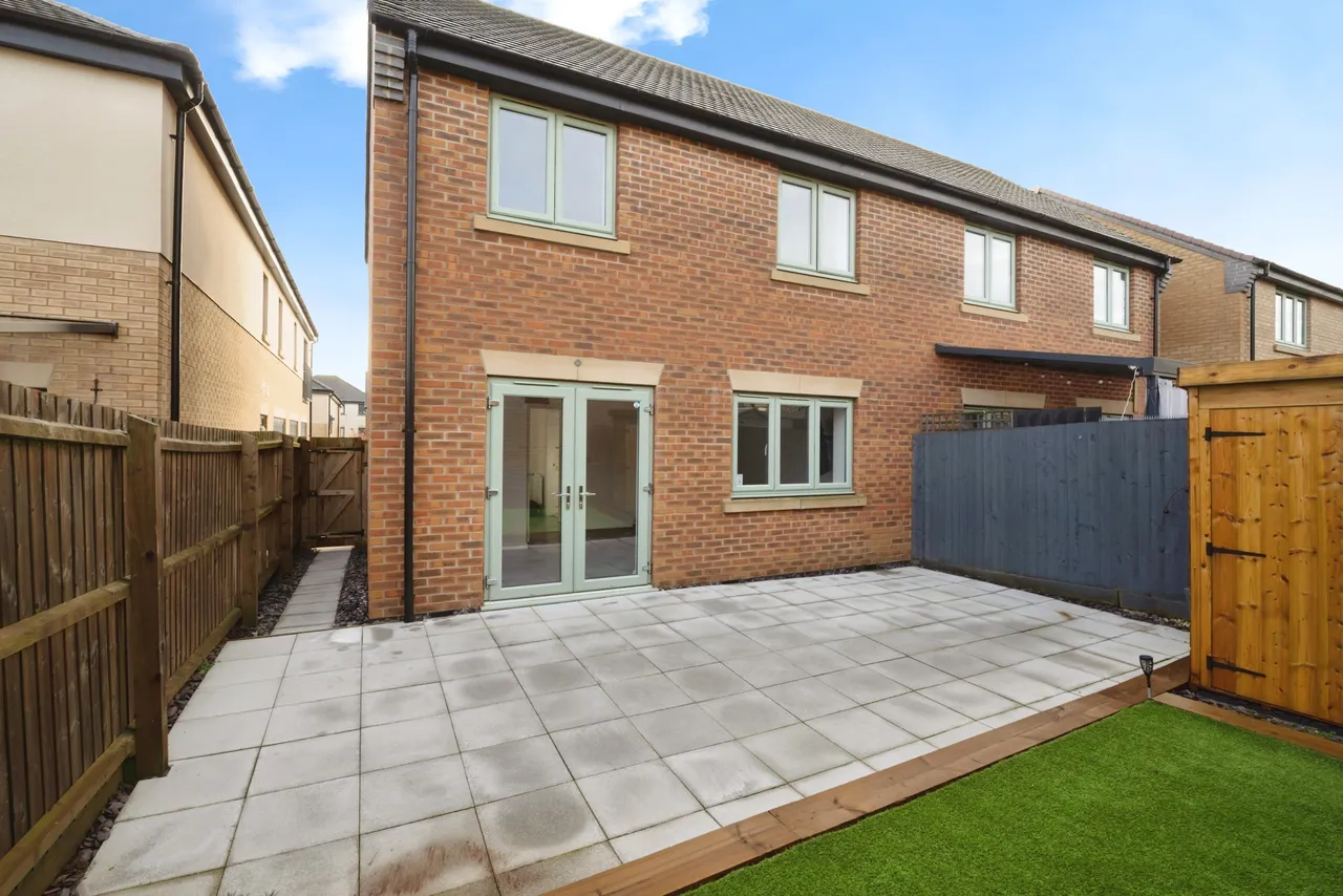 Furlong Close, Corby, NN17, photo 15