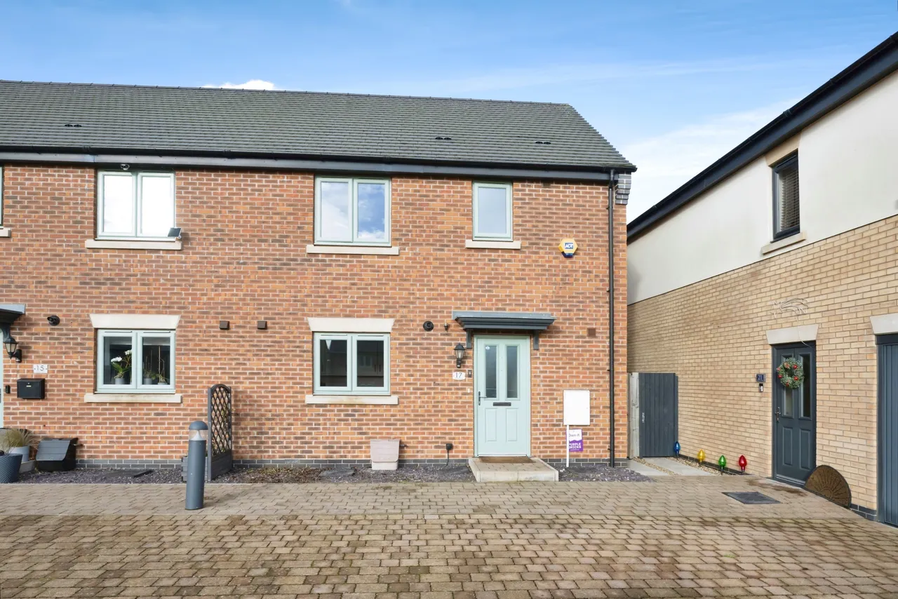 3 bed house for sale, Furlong Close, Corby, NN17