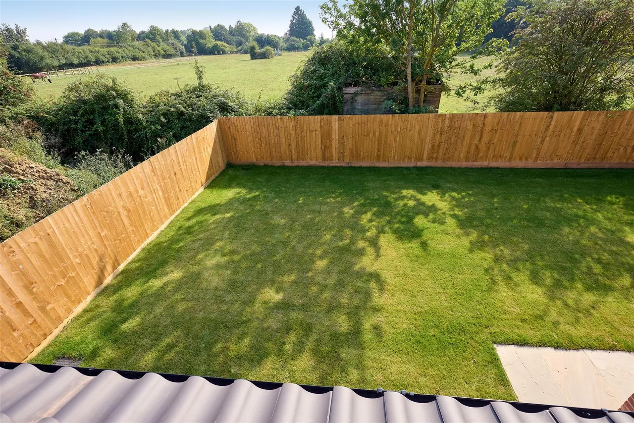 Coopers Close, Aslacton, NR15, photo 14