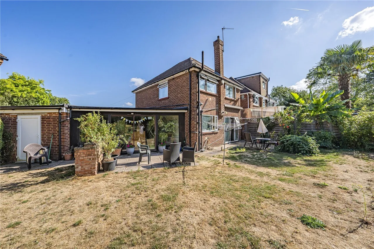 Lawn Avenue, West Drayton, UB7, photo 8
