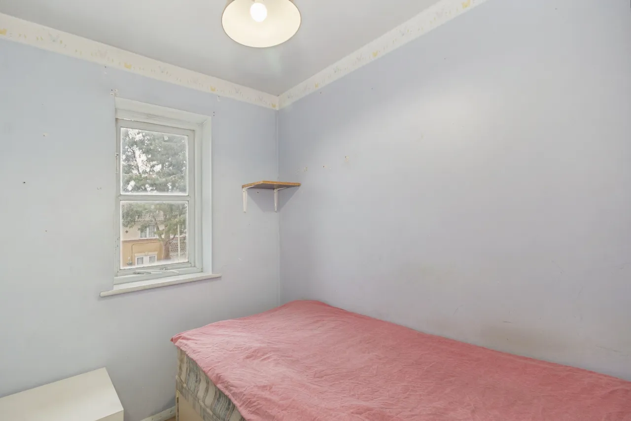 Tilbury Crescent, Leicester, LE4, photo 12