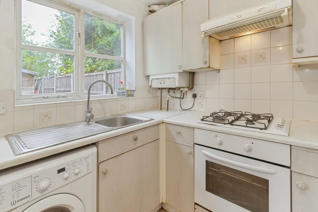 Tilbury Crescent, Leicester, LE4, photo 6
