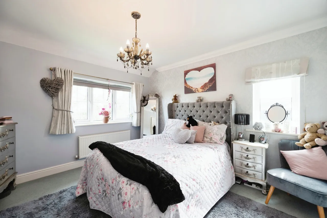 Fountain Square, Hayling Island, PO11, photo 6