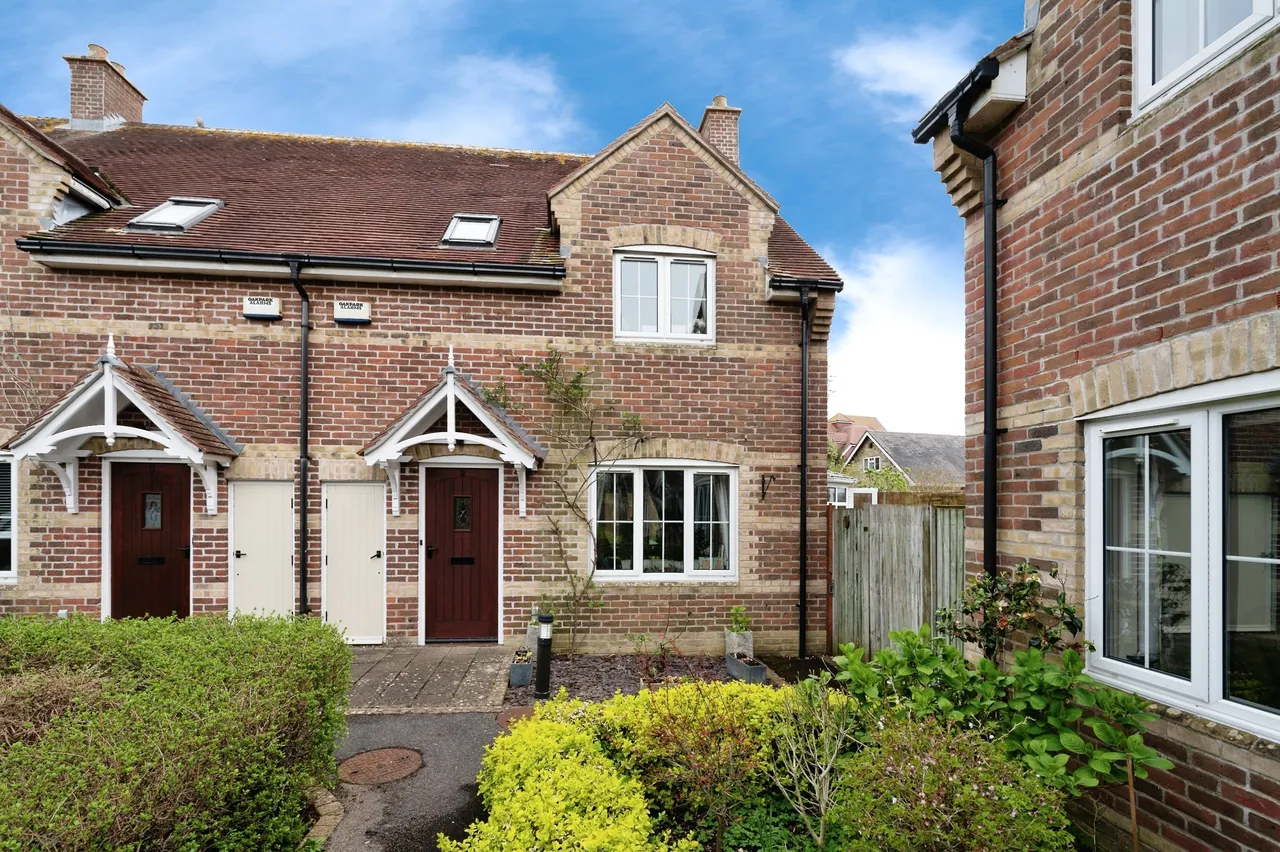 Fountain Square, Hayling Island, PO11, photo 17