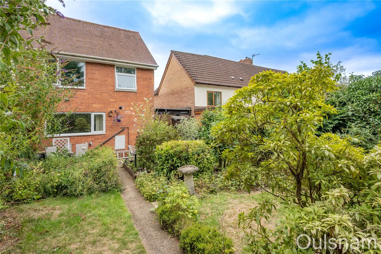 Perryfields Crescent, Bromsgrove, Worcestershire, B61 8ST, photo 19