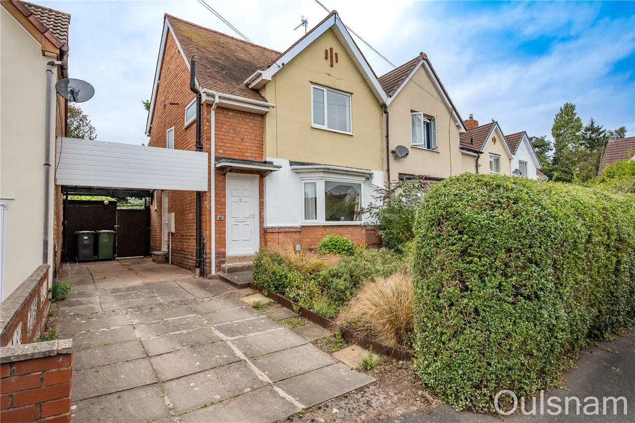 3 bed house for sale — Perryfields Crescent, Bromsgrove, Worcestershire, B61 8ST