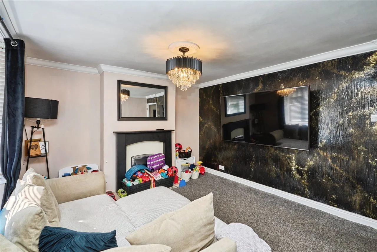 Fairlee Road, Newport, PO30, photo 7
