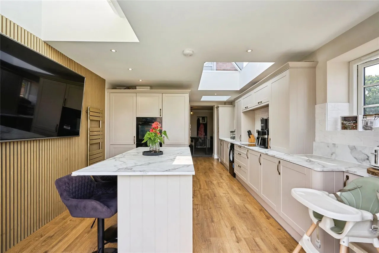Fairlee Road, Newport, PO30, photo 5