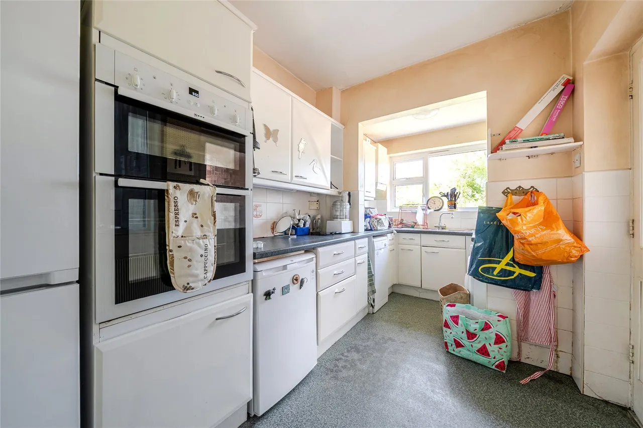 Cloonmore Avenue, Orpington, BR6, photo 10