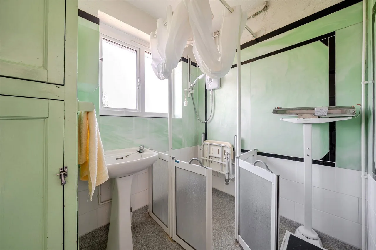 Cloonmore Avenue, Orpington, BR6, photo 9