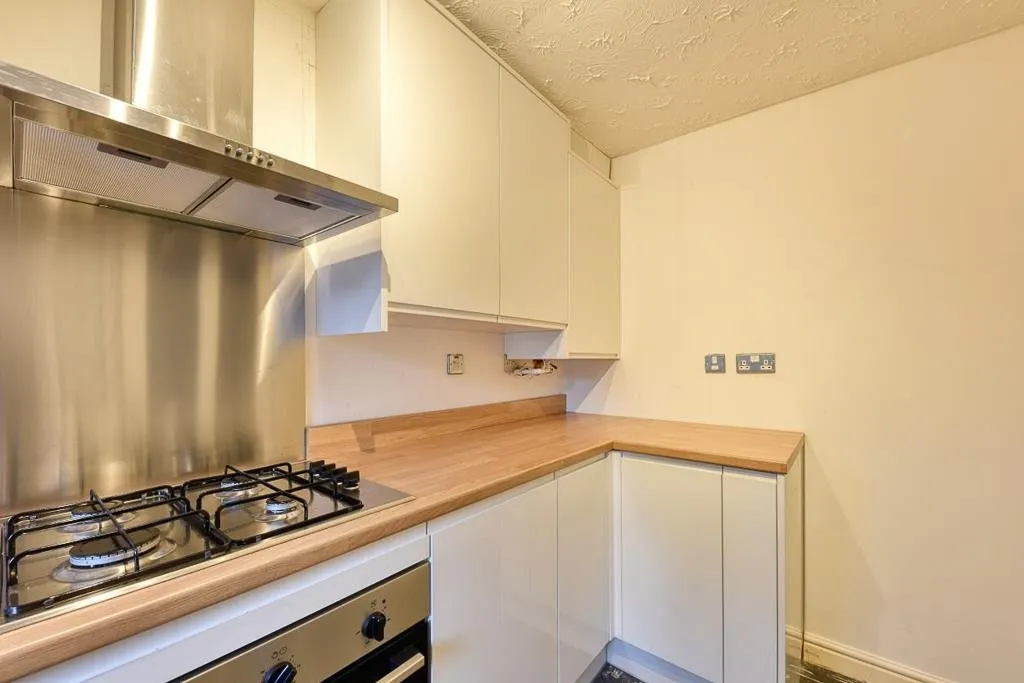 Lawrence Avenue, Colwick, photo 5