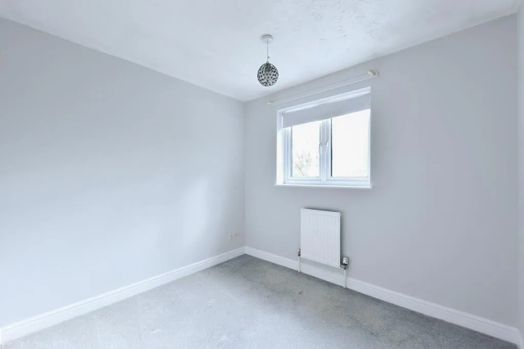 Lawrence Avenue, Colwick, photo 13