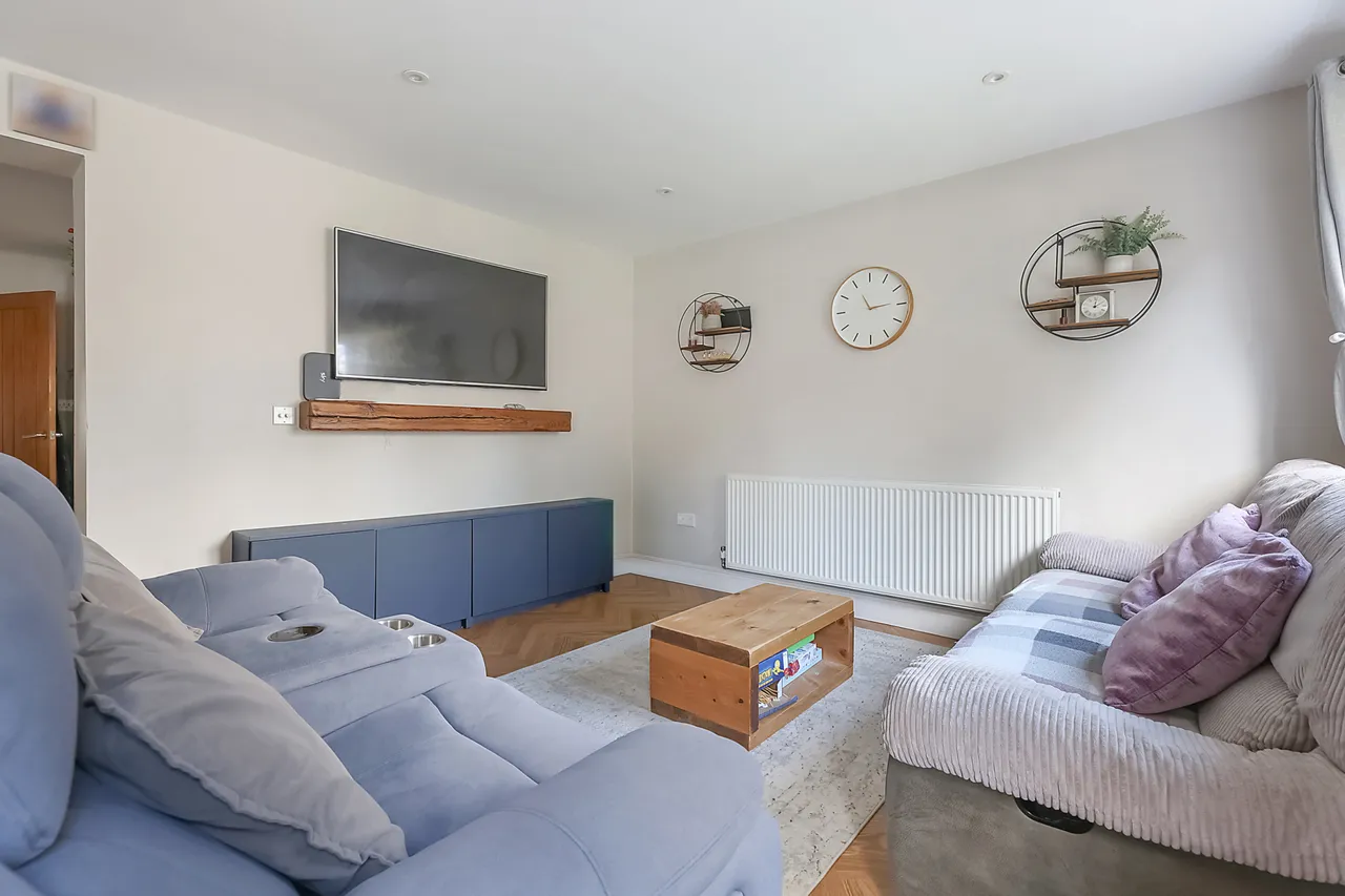 The Street, Charlwood, RH6, photo 7