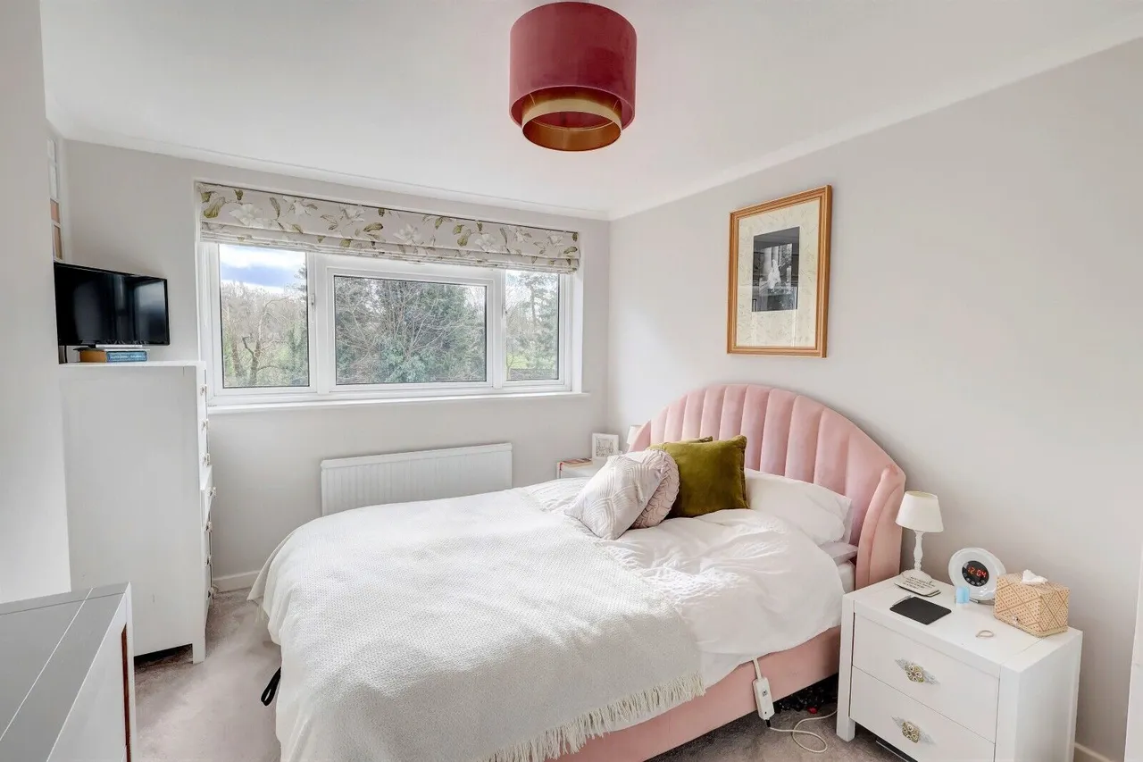 The Larchlands, High Wycombe, HP10, photo 9
