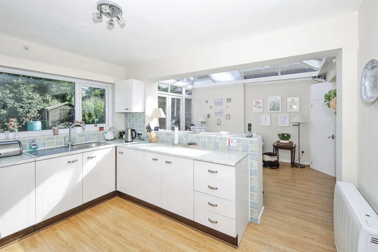Beverley Close, Balsall Common, CV7, photo 2