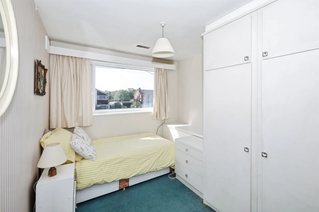 Beverley Close, Balsall Common, CV7, photo 11