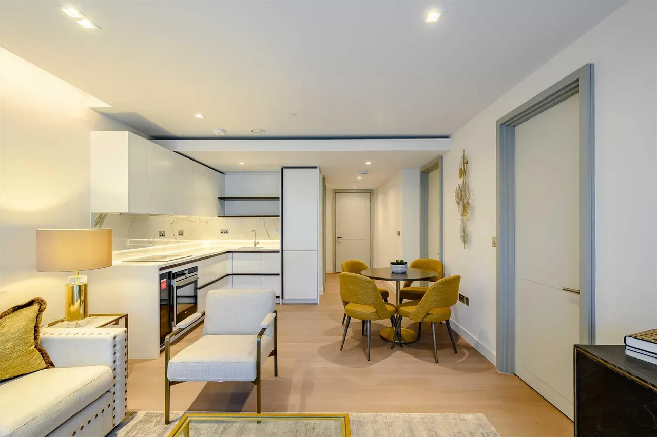 West End Gate, London, W2 1EY, photo 2