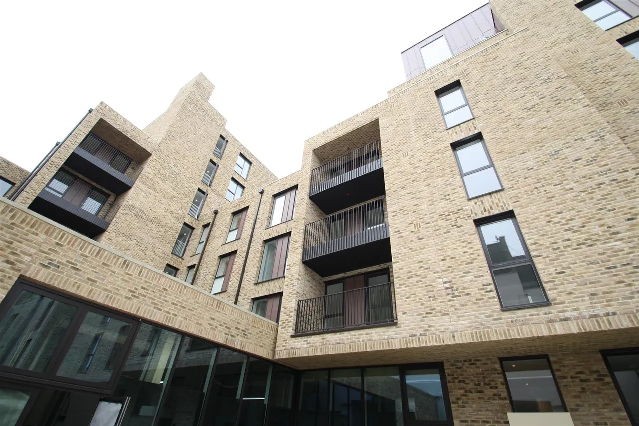 2 bed property for sale — 4 Hand Axe Yard, London, WC1X 8BD