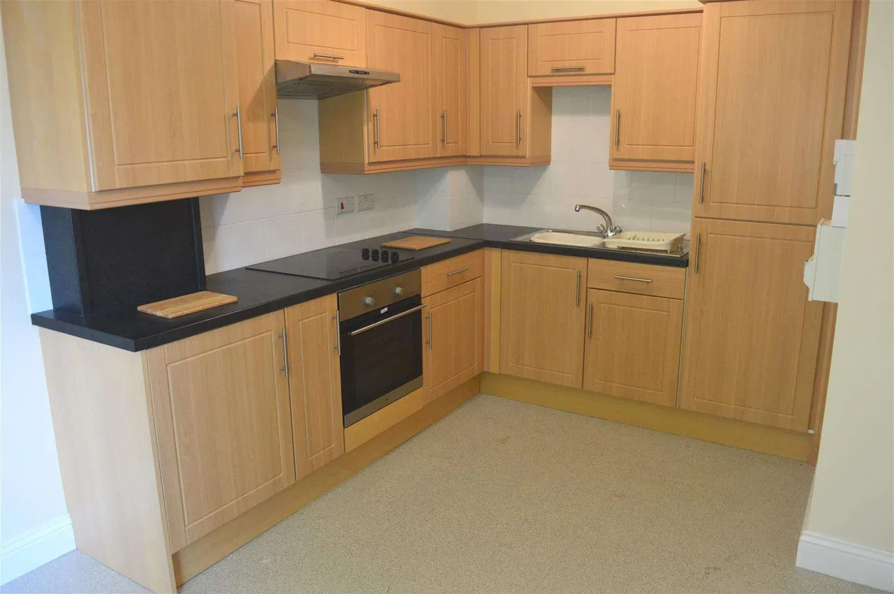 Highfield Road, Dartford, DA1, photo 3