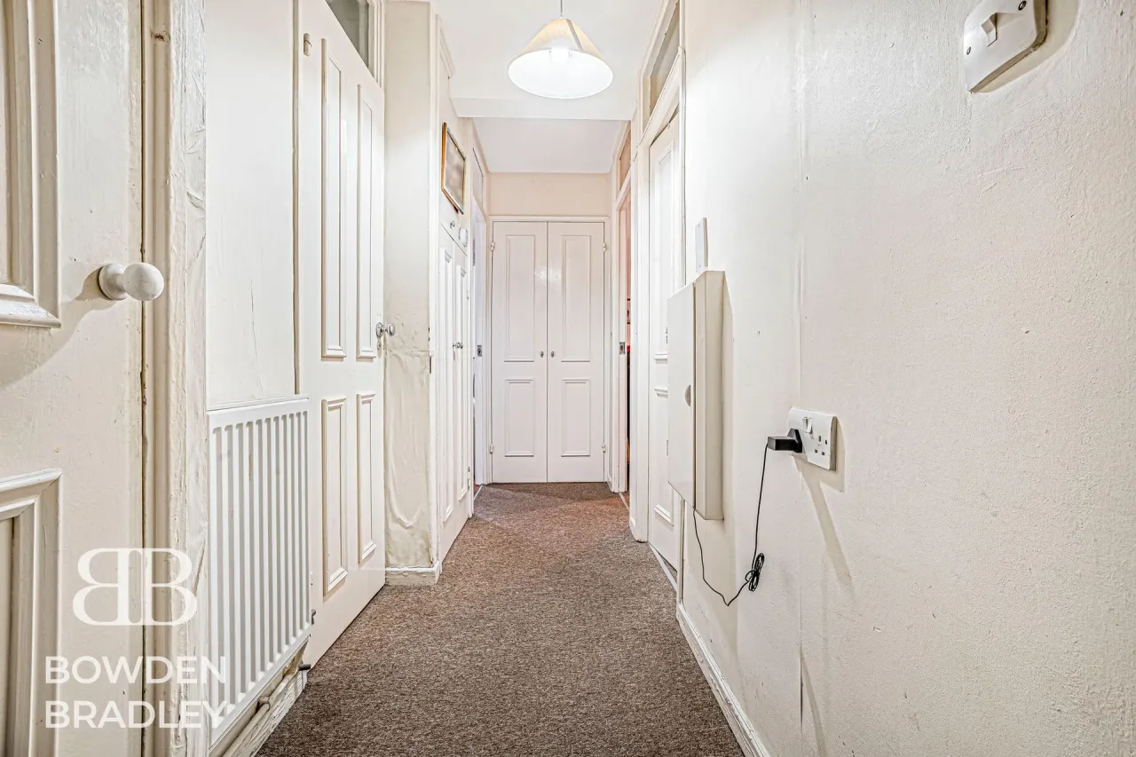 Kielder Close, Hainault, IG6, photo 16