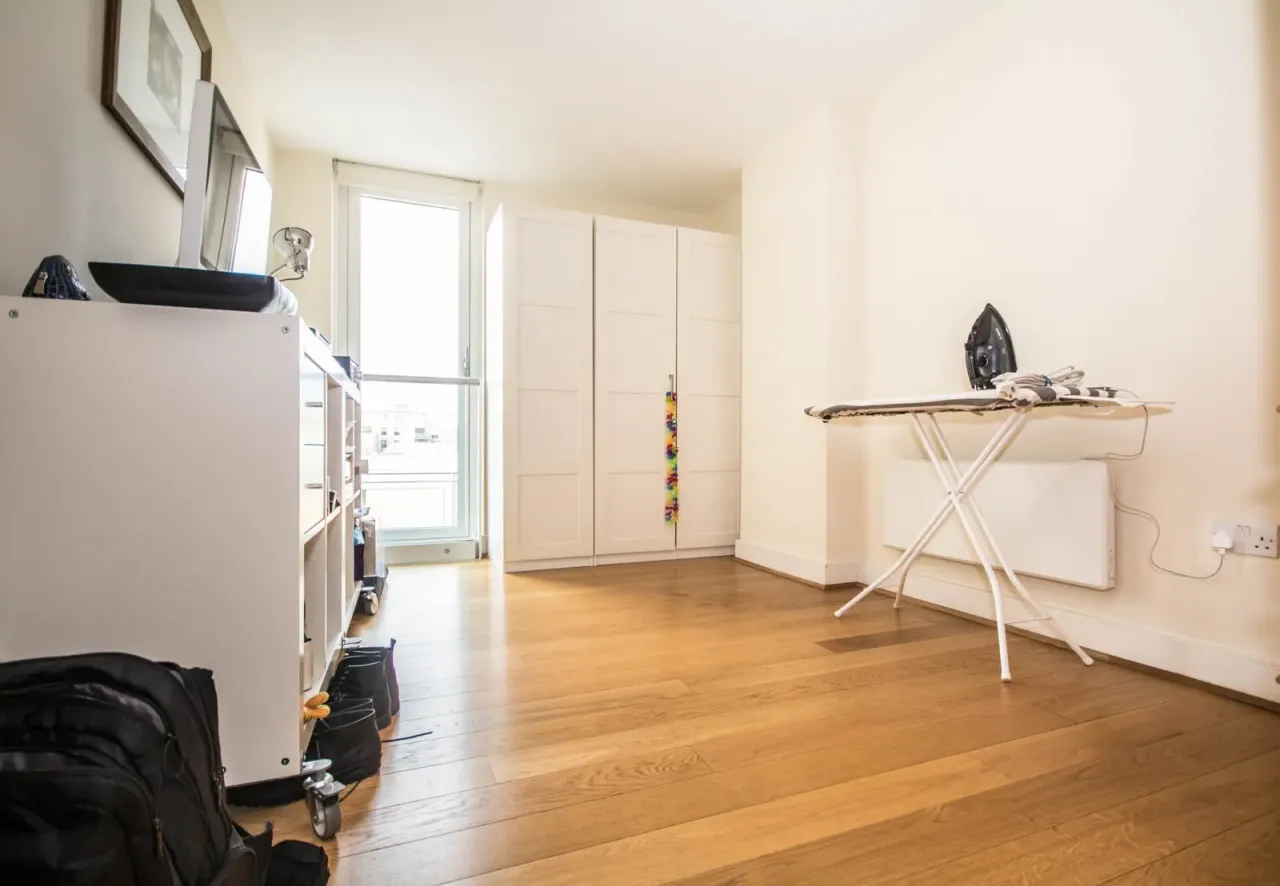 Basin Approach, London, E14, photo 6