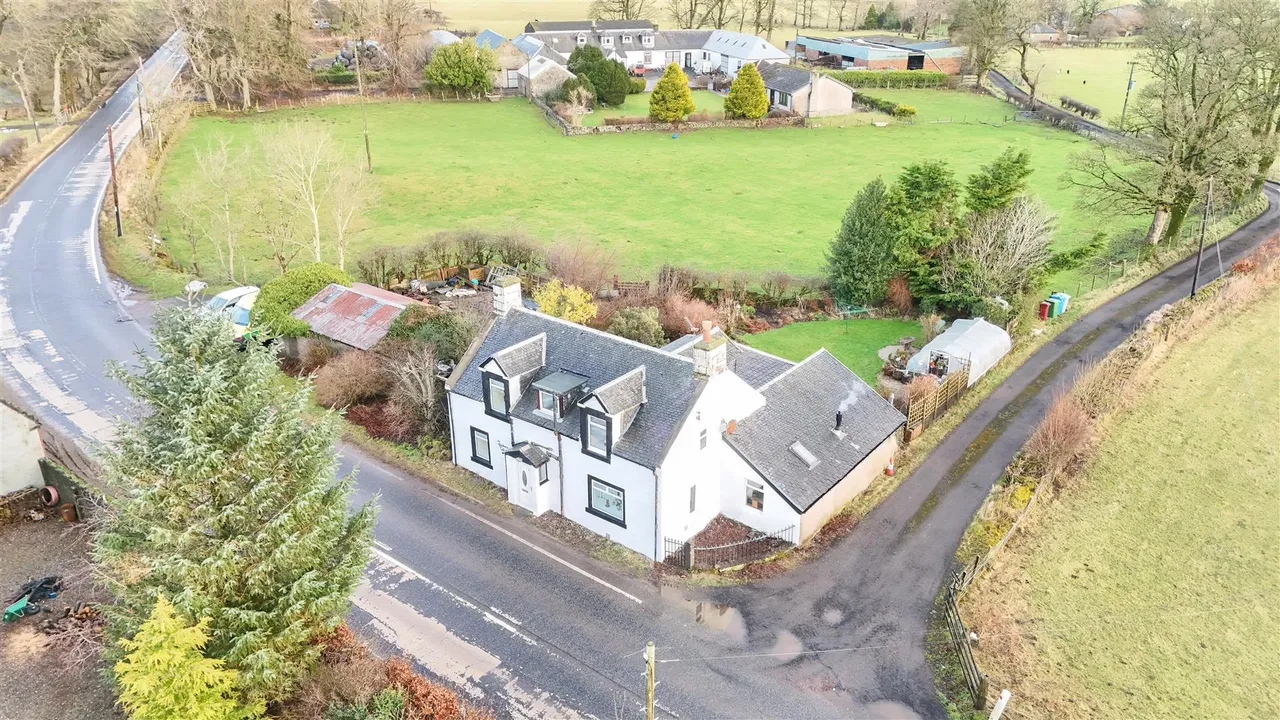 Hamilton Road, Strathaven, ML10 6SX, photo 28