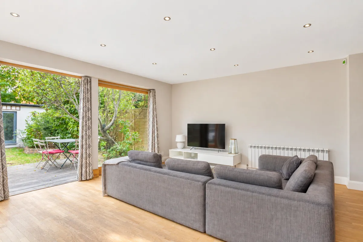 Wendell Road, London, W12, photo 5