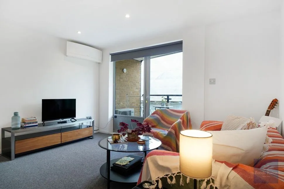 Westminster Bridge Road, London, SE1, photo 8