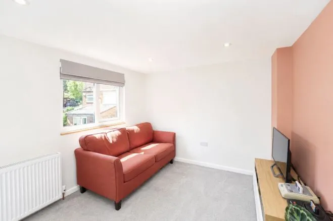 Armley Grange Avenue, Leeds, LS12, photo 20