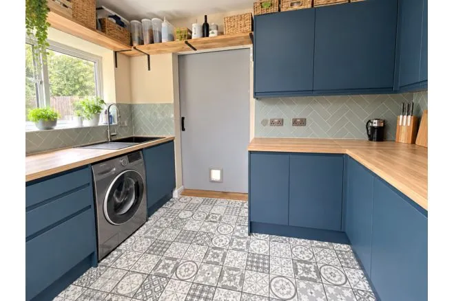 Armley Grange Avenue, Leeds, LS12, photo 4