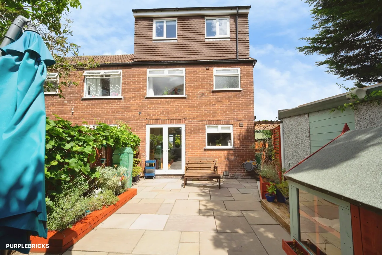 Armley Grange Avenue, Leeds, LS12, photo 18
