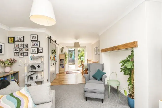 4 bed house for sale, Armley Grange Avenue, Leeds, LS12