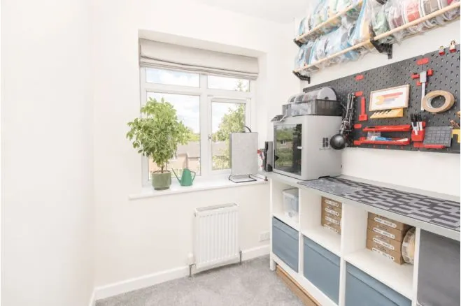 Armley Grange Avenue, Leeds, LS12, photo 11