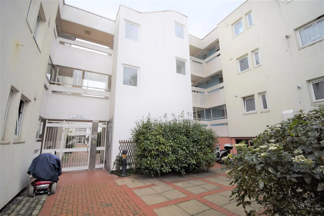 Barleycorn Way, London E14, photo 12