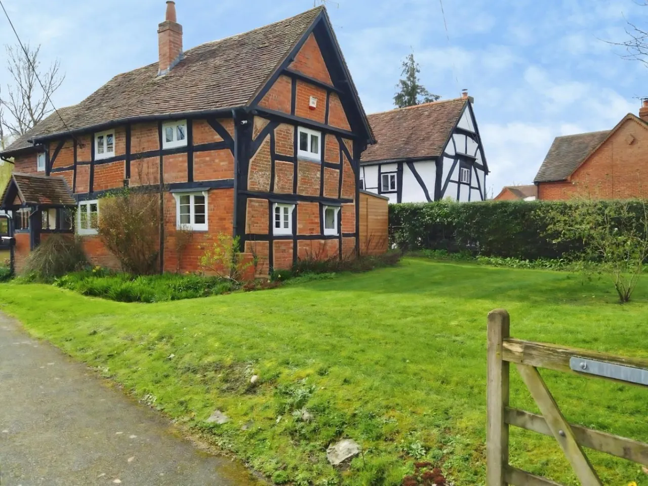 3 bed house to rent, Barston Lane, B92