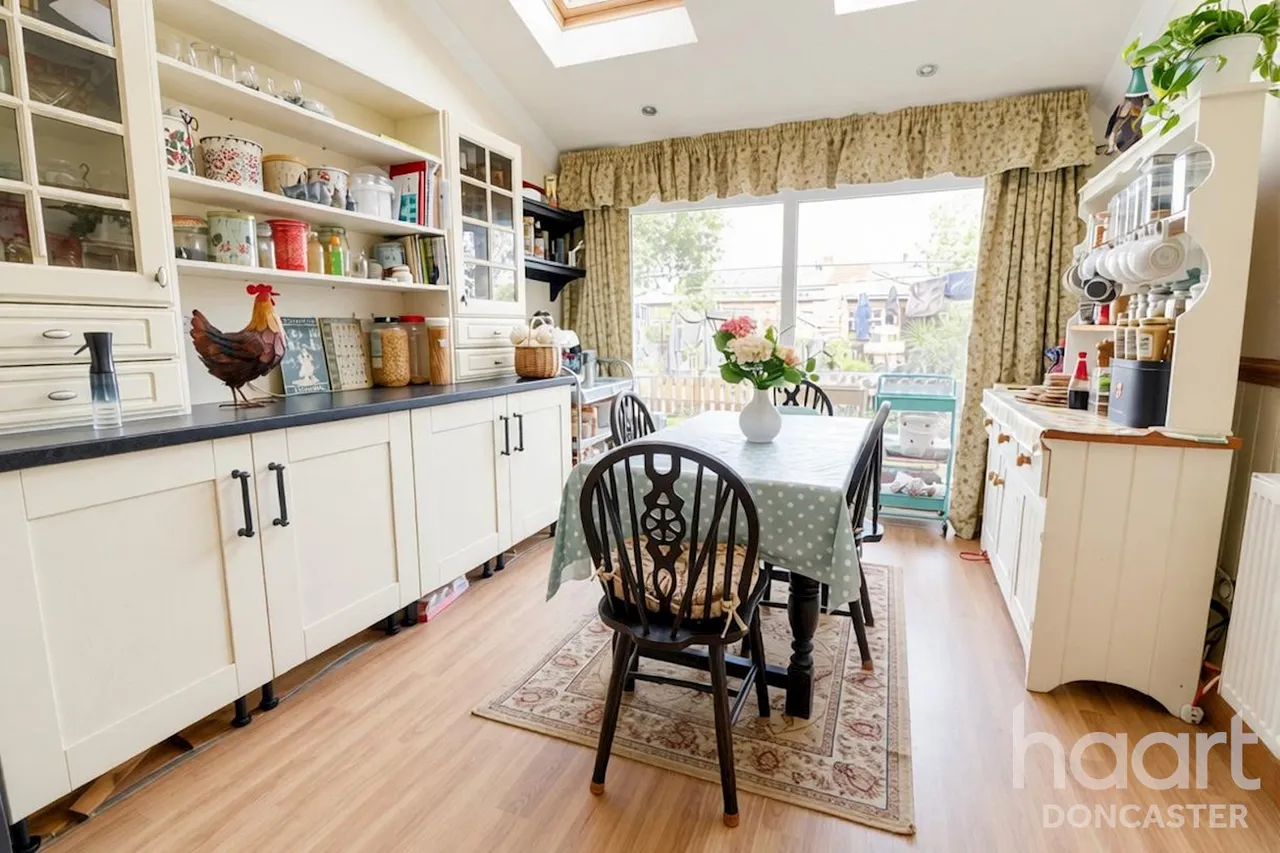 Ridgewood Avenue, Edenthrope, DN3, photo 11