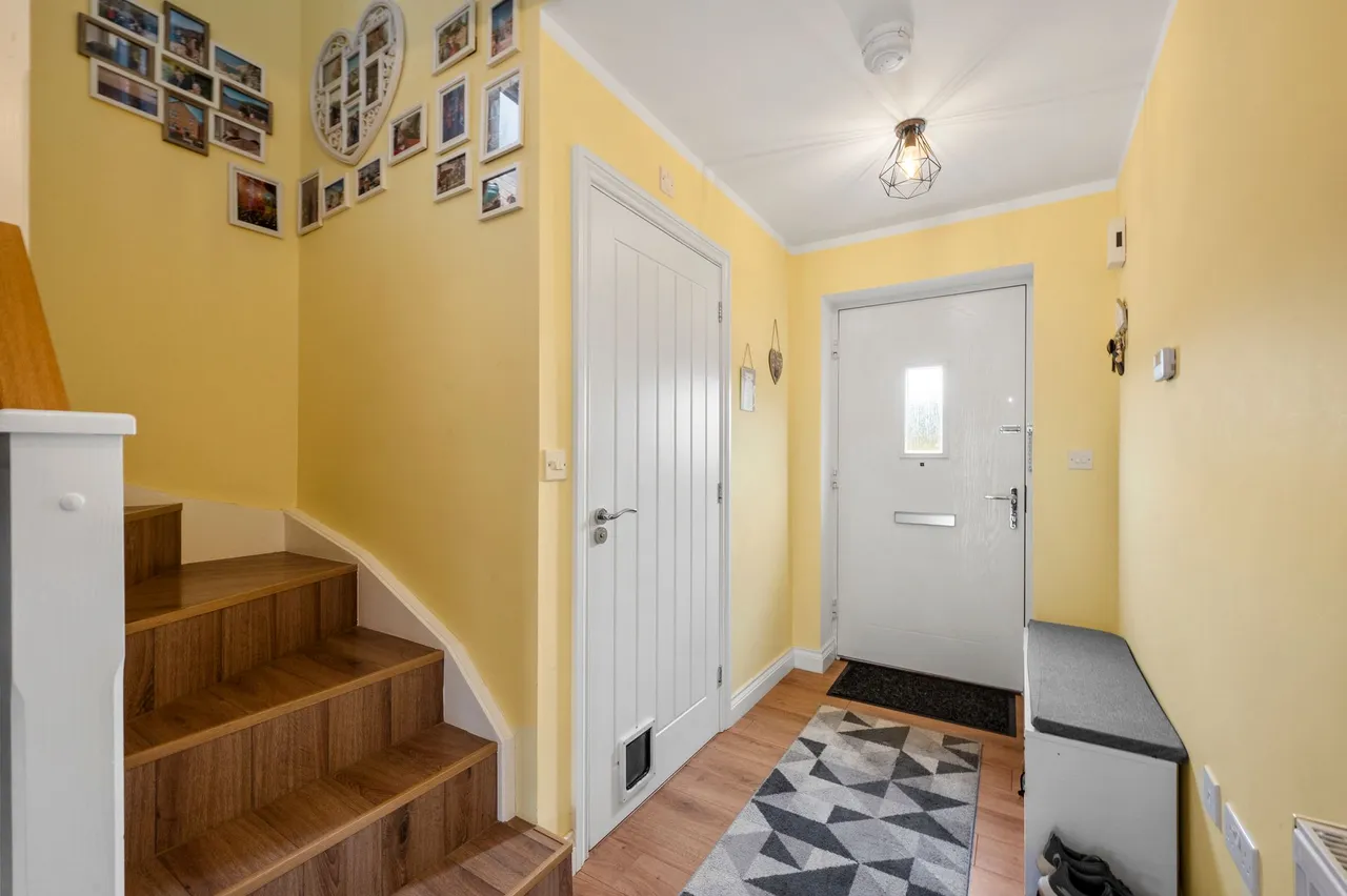 Meadowmead, Leigh, WN7 3GB, photo 9