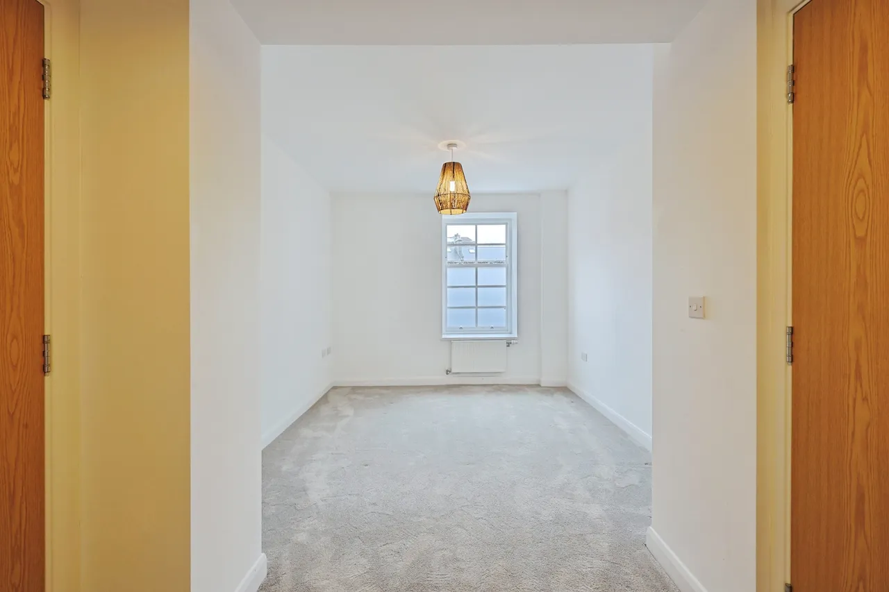 Ravenscourt Gardens, London, W6, photo 12