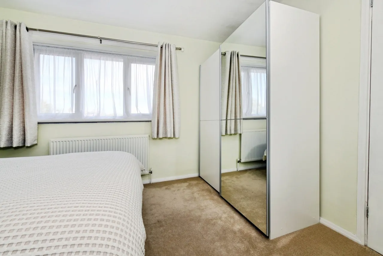 Maplestead, Basildon, Essex, SS14, photo 12